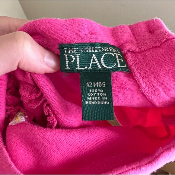 ⚪️CHILDREN’S PLACE: Girl size 12 months, pink short sleeve dress w/flowers⚪️ - Picture 3 of 8